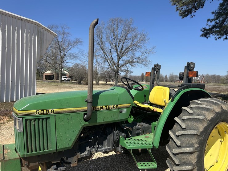 john-deere-5300-image-4