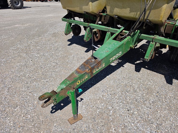 1993-john-deere-7200-image-2