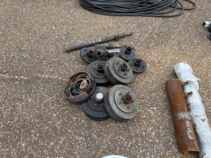#9052-•-misc-trailer-hubs/axles/brakes-image-3
