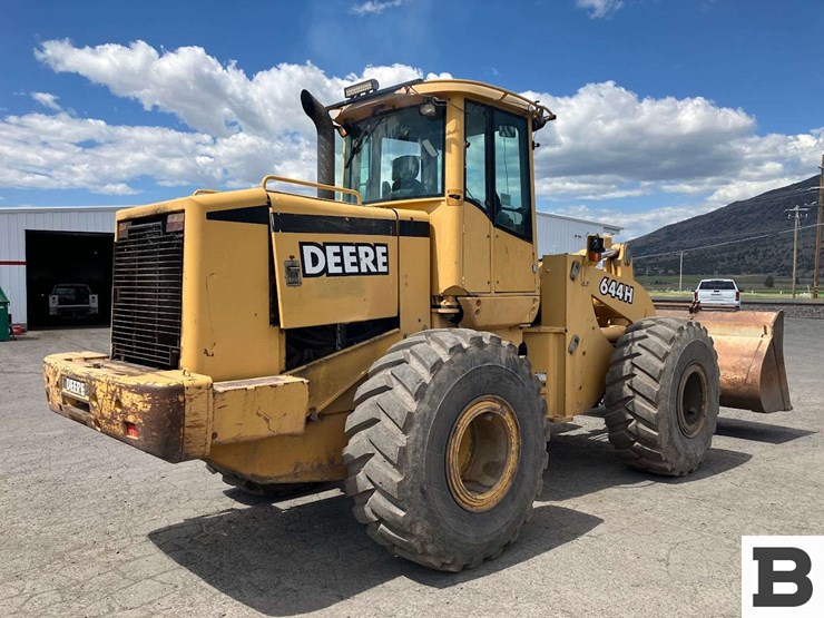 deere-644h-image-4