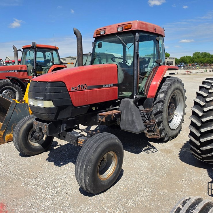 CASE IH MX110