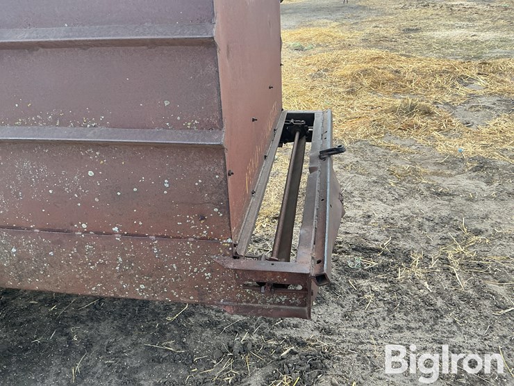 kelly-ryan-feed-wagon-image-19