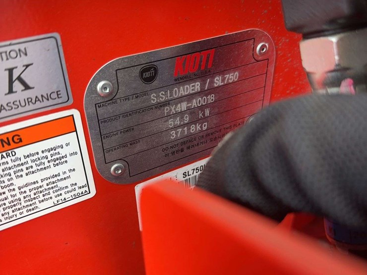 2024-(new/unused)-kioti-sl750u-wheeled-skid-steer-loader-image-28