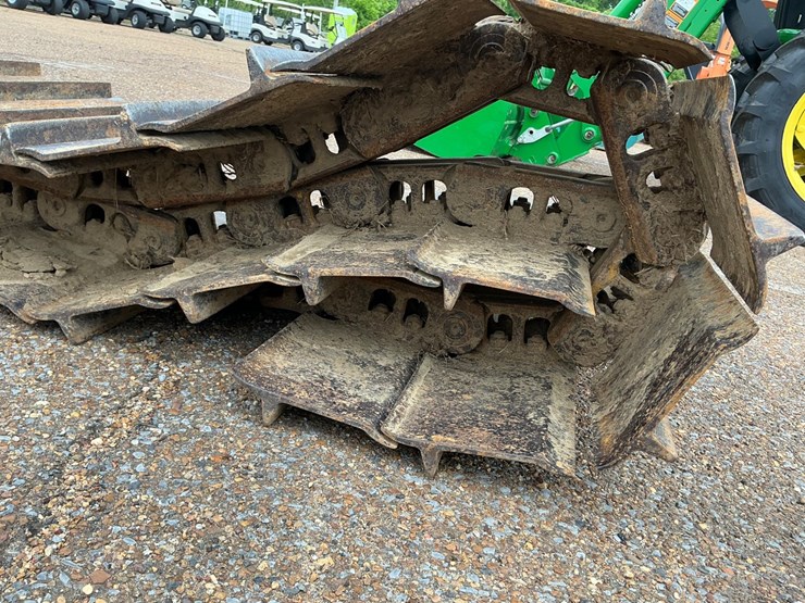 caterpillar-d3g-image-9