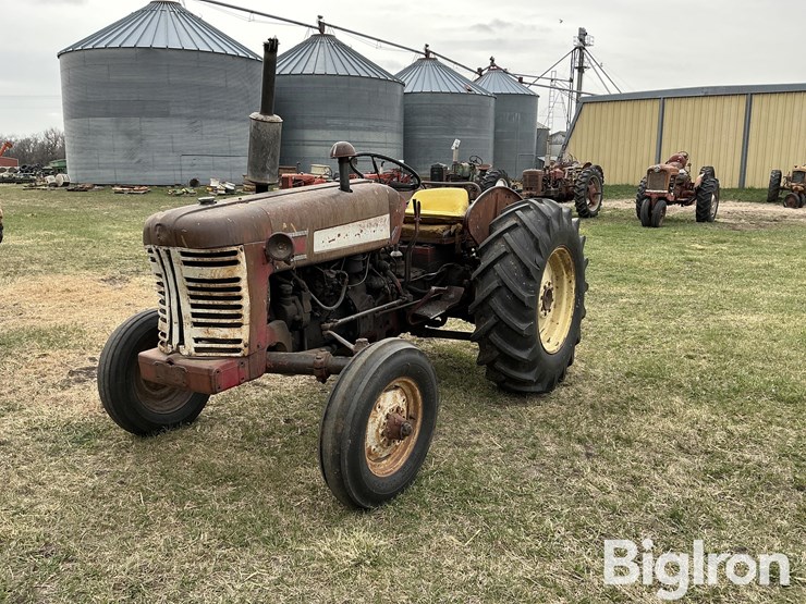 1956-international-350-image-1
