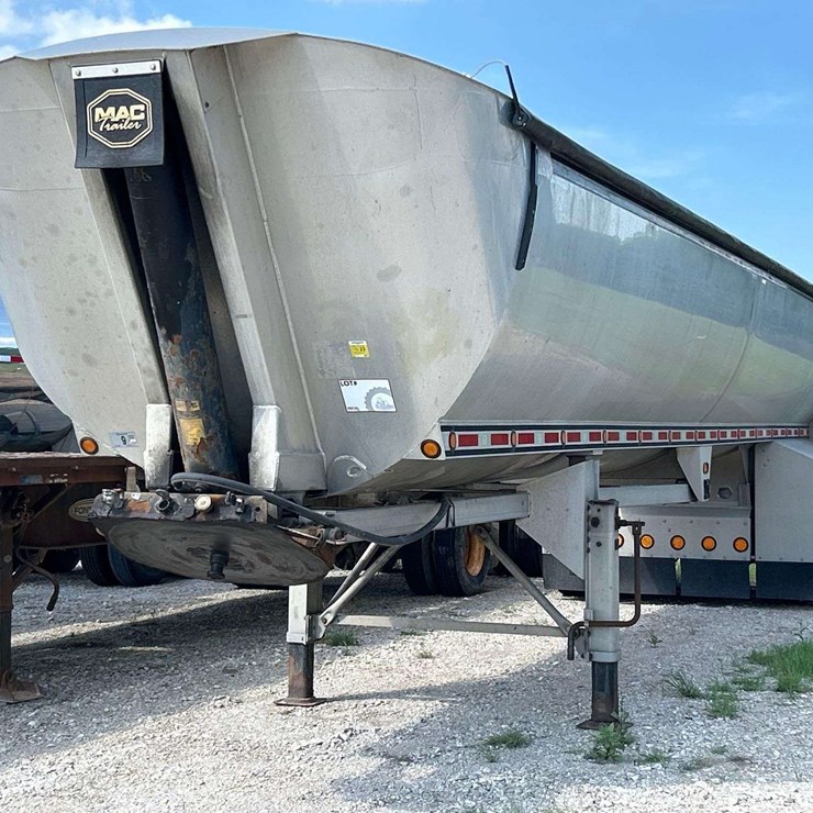 2017 MAC Half Round T/A End Dump Trailer