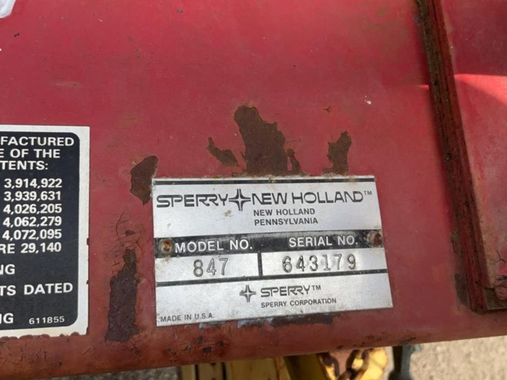 new-holland-847-image-2