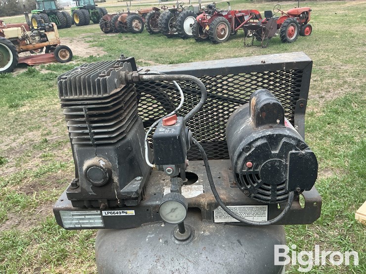 sanborn-500bp60v-60-gal-air-compressor-image-10