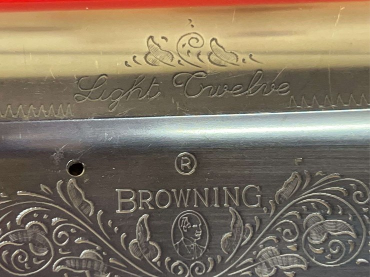 browning-light-twelve-semi-auto-shotgun-12-gauge-image-15