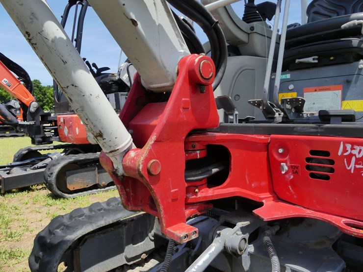 2020-takeuchi-tb225-image-10