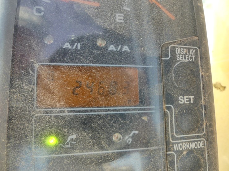 2006-deere-160c-lc-image-16