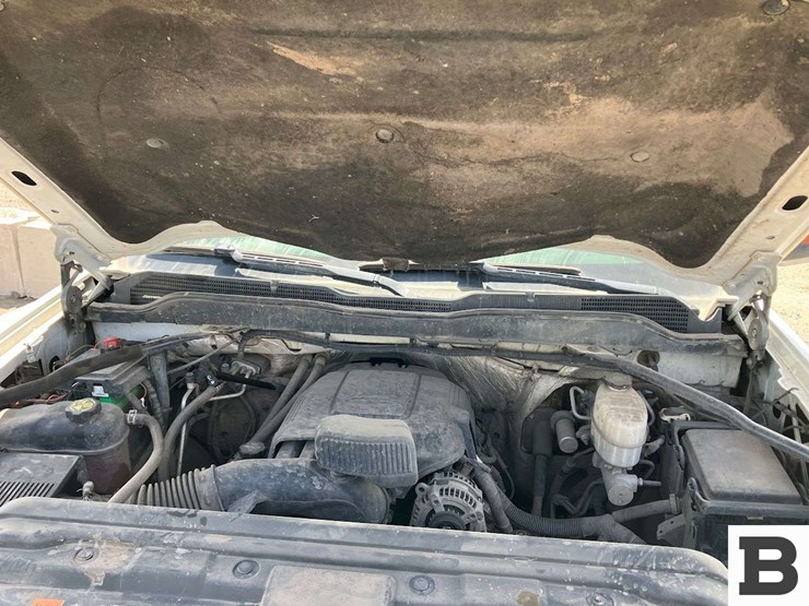2018-chevrolet-silverado-2500-image-12