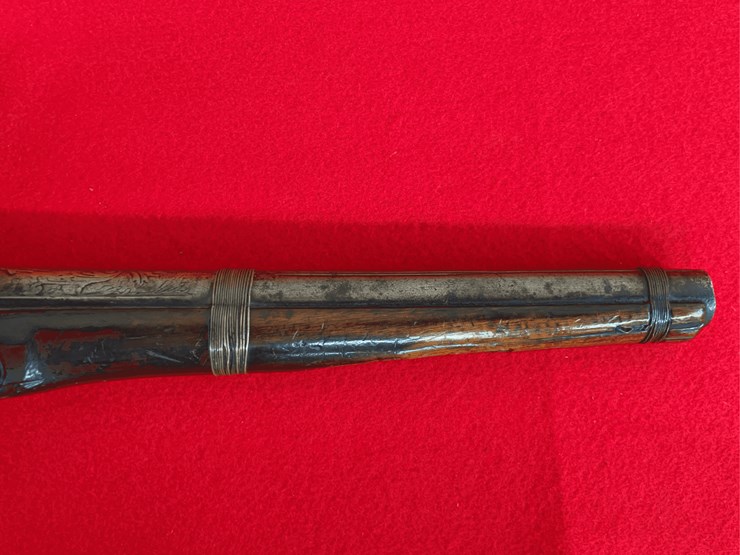 flintlock-pistol-with-ornate-brass-furniture-image-9