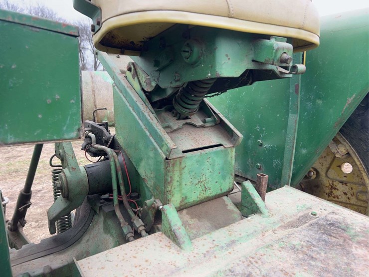 2010-john-deere-2010-image-31