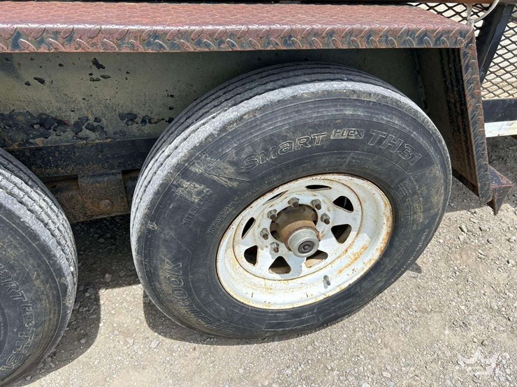 2001-bragg-20ft.-t/a-equipment-trailer-image-12