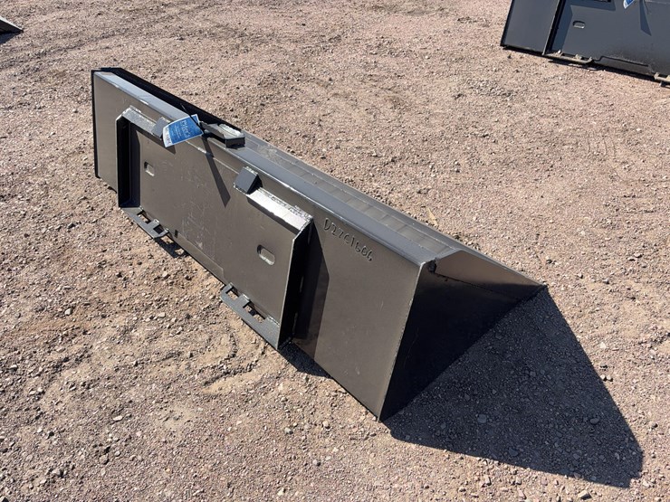 single-blade-bucket-image-3