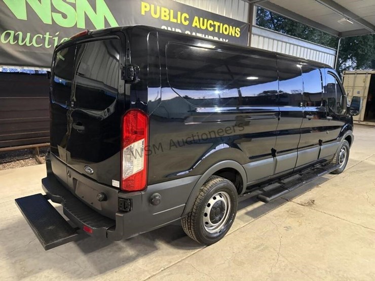 2018-ford-transit-image-8