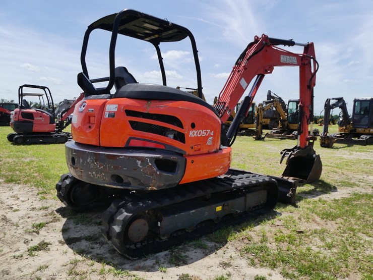 2019-kubota-kx057-4-image-3