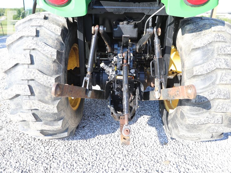 john-deere-4520-image-17