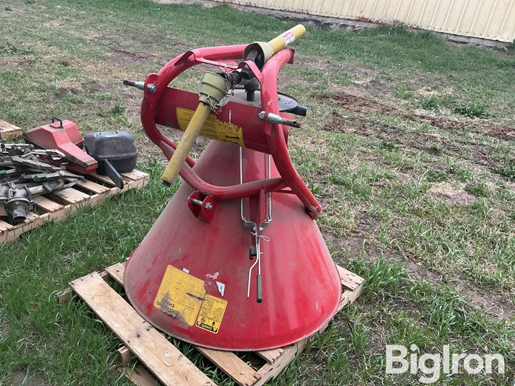 cosmo-500-dry-fertilizer-spreader-image-5