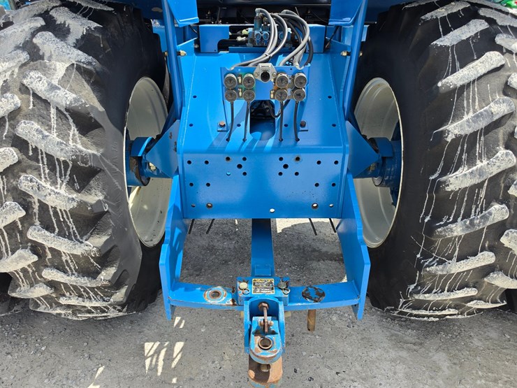 2000-new-holland-9384-image-10