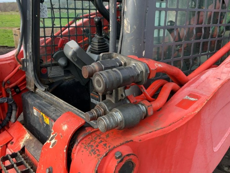 kubota-svl90-2-image-11