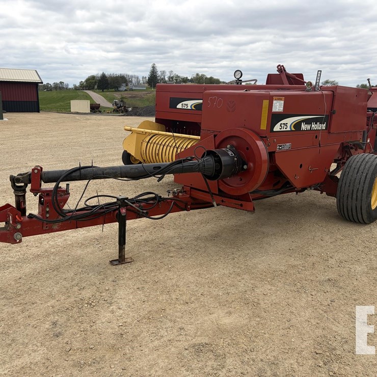 NEW HOLLAND 575