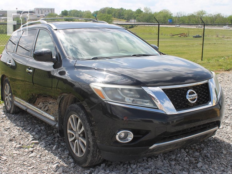 2014-nissan-pathfinder-image-6