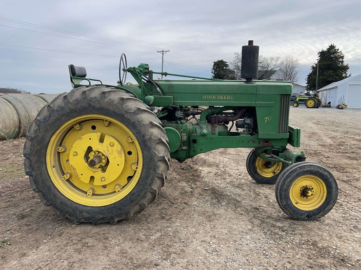 john-deere-70-image-6
