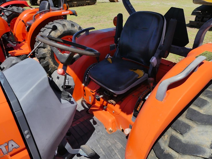 2005-kubota-l3130-image-10
