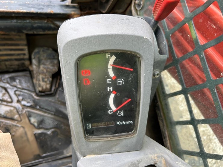 kubota-svl75-2-image-21