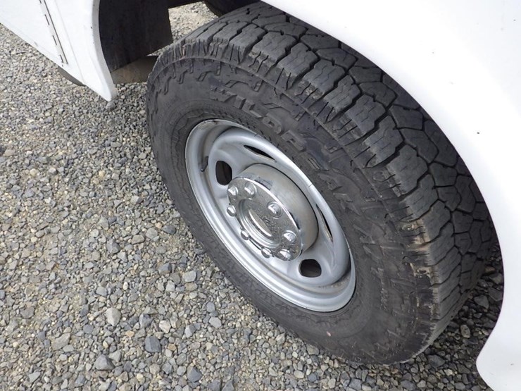 2009-ford-f250-image-23