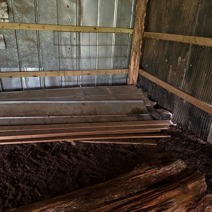 #78 • ROOFING TIN / METAL