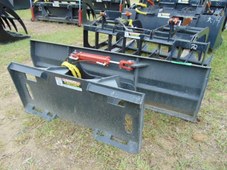 skid-steer-tilting-dozer-blade-image-2