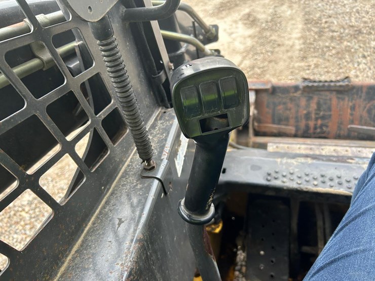 new-holland-ls160-image-24