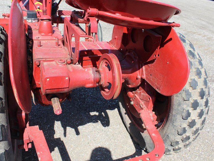 #2404-•-farmall-a-tractor-image-13