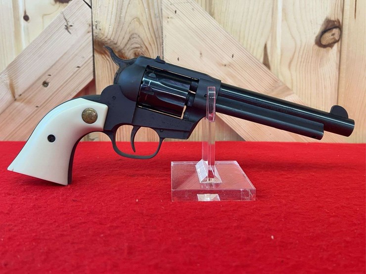 high-standard-double-nine-revolver-.22-caliber-image-4