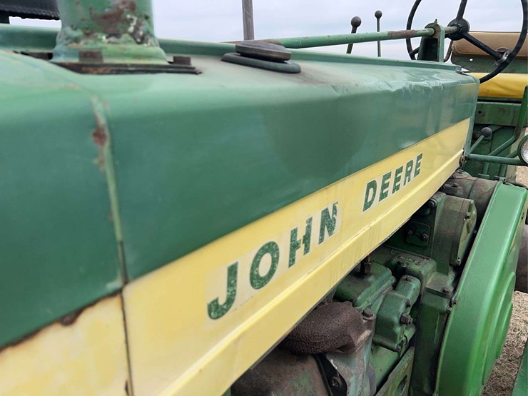 john-deere-720-image-12