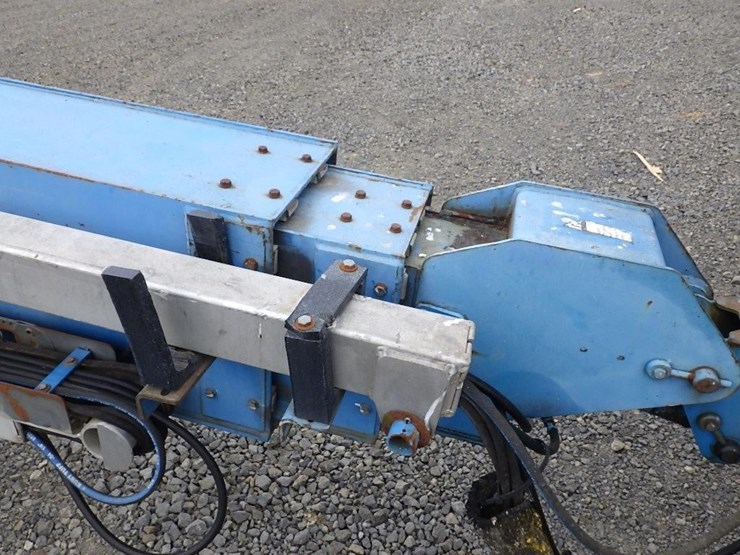 2006-genie-s80-image-28