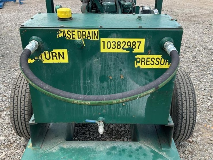 john-deere-4045t-image-15