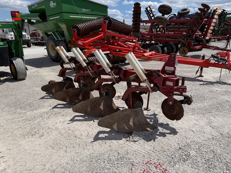 international-450-image-1