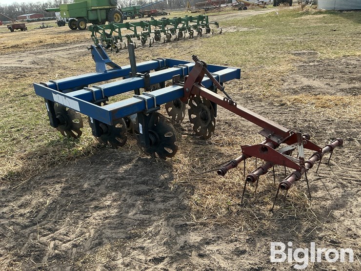 blu-jet-track-closer-image-7
