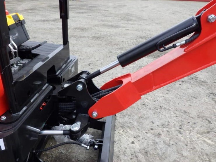 2026-tpm-tpm-18hh-hydraulic-excavator-image-11