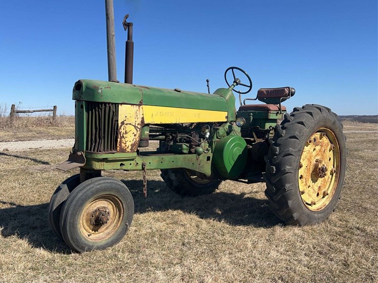 john-deere-530-image-1