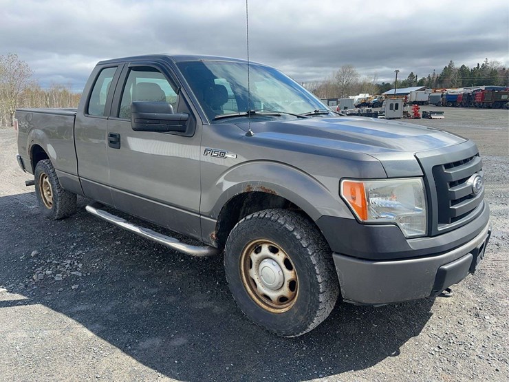2011-ford-f150-xl-image-3