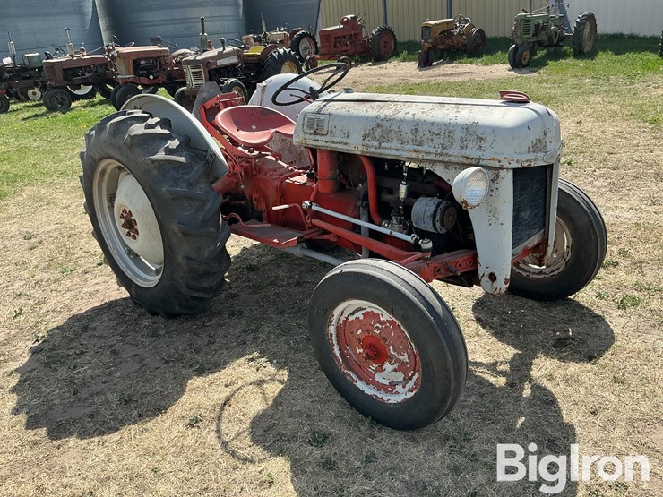 ford-8n-image-3