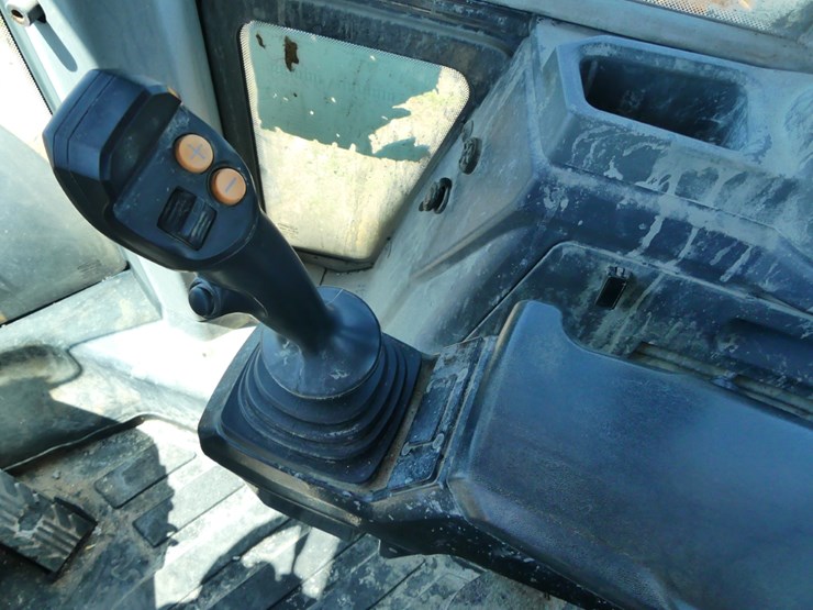 2019-deere-544l-image-13
