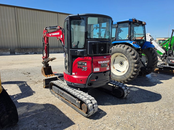 2022-yanmar-vio35-6a-image-16
