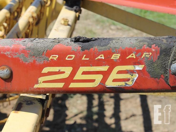 new-holland-256-image-5