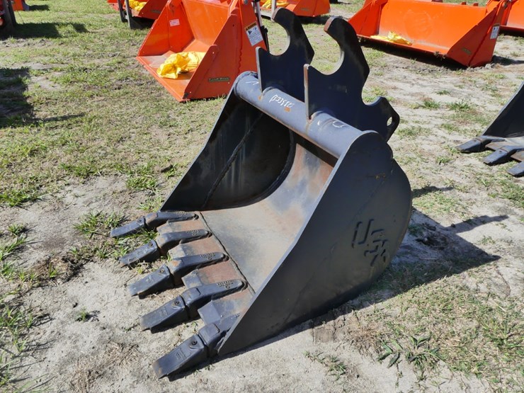 24"-excavator-bucket-image-2
